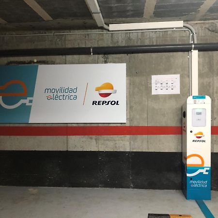 Hostal Europa Pension Irun Bagian luar foto