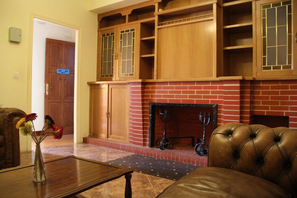 Hostal Europa Pension Irun Bagian luar foto