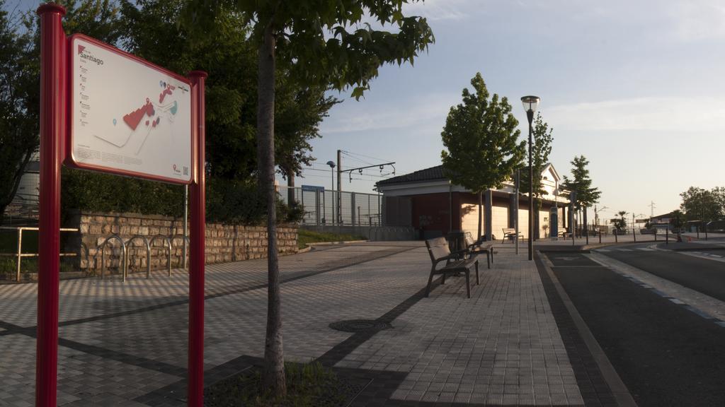 Hostal Europa Pension Irun Bagian luar foto